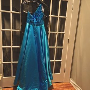 Size 14 Sherri Hill formal dress.